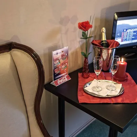 Otakar Hotel