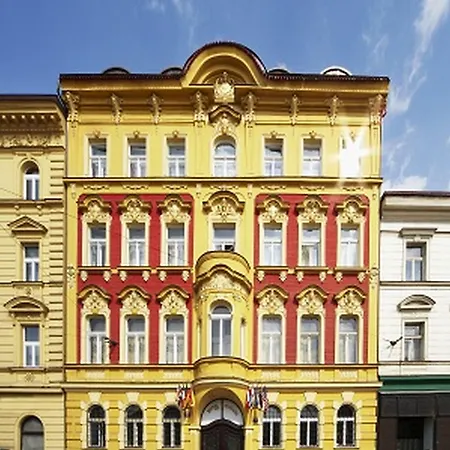 Szálloda Otakar 3*