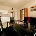 Otakar Hotel